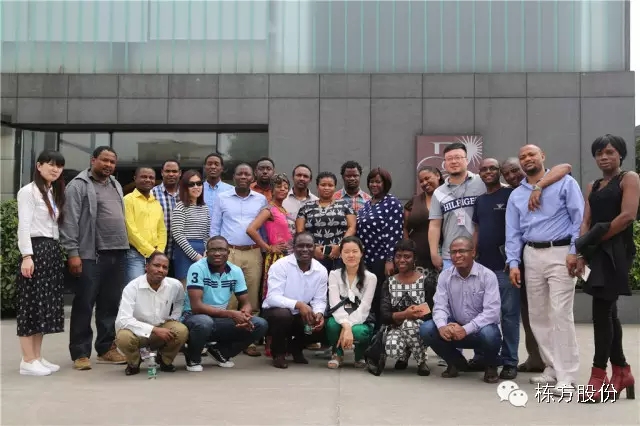 “對中國美妝產(chǎn)品的信心來自棟方！”——中山大學IMPA國際代表團蒞臨棟方股份參觀研討